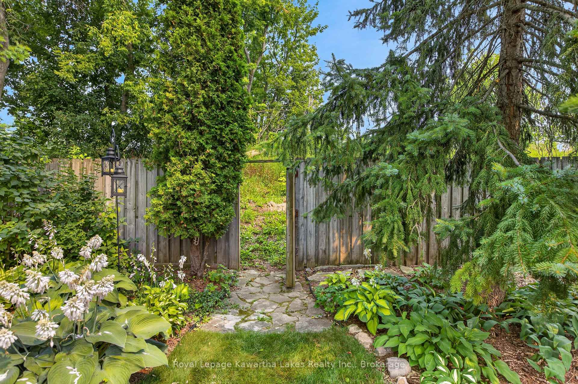 Photo 46 of 18 Madill Crescent, Kawartha Lakes, Lindsay — HOMEH