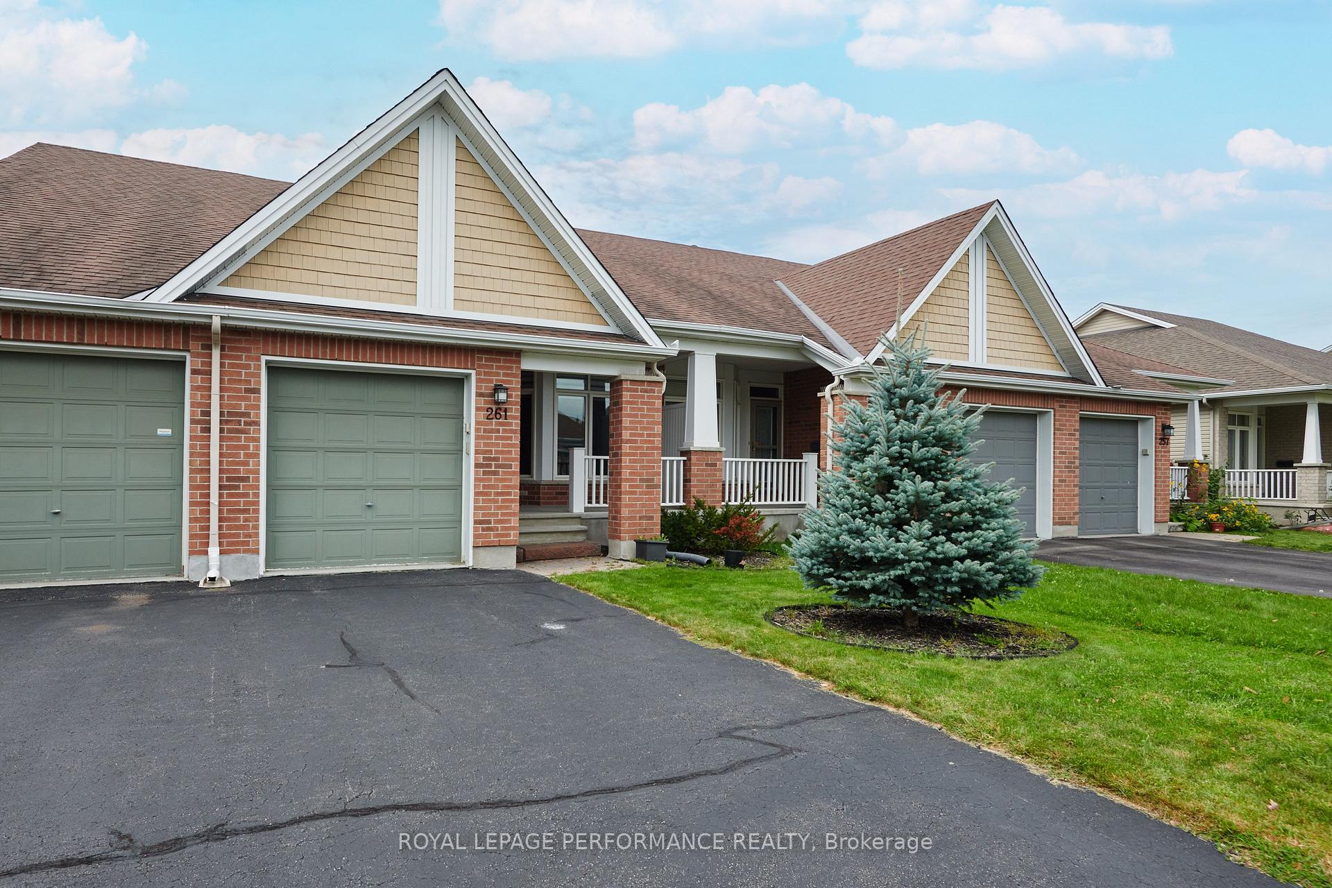 Photo 2 of 261 Bulrush Crescent, Ottawa, Blossom Park/Kemp Park/Findlay Creek — HOMEH