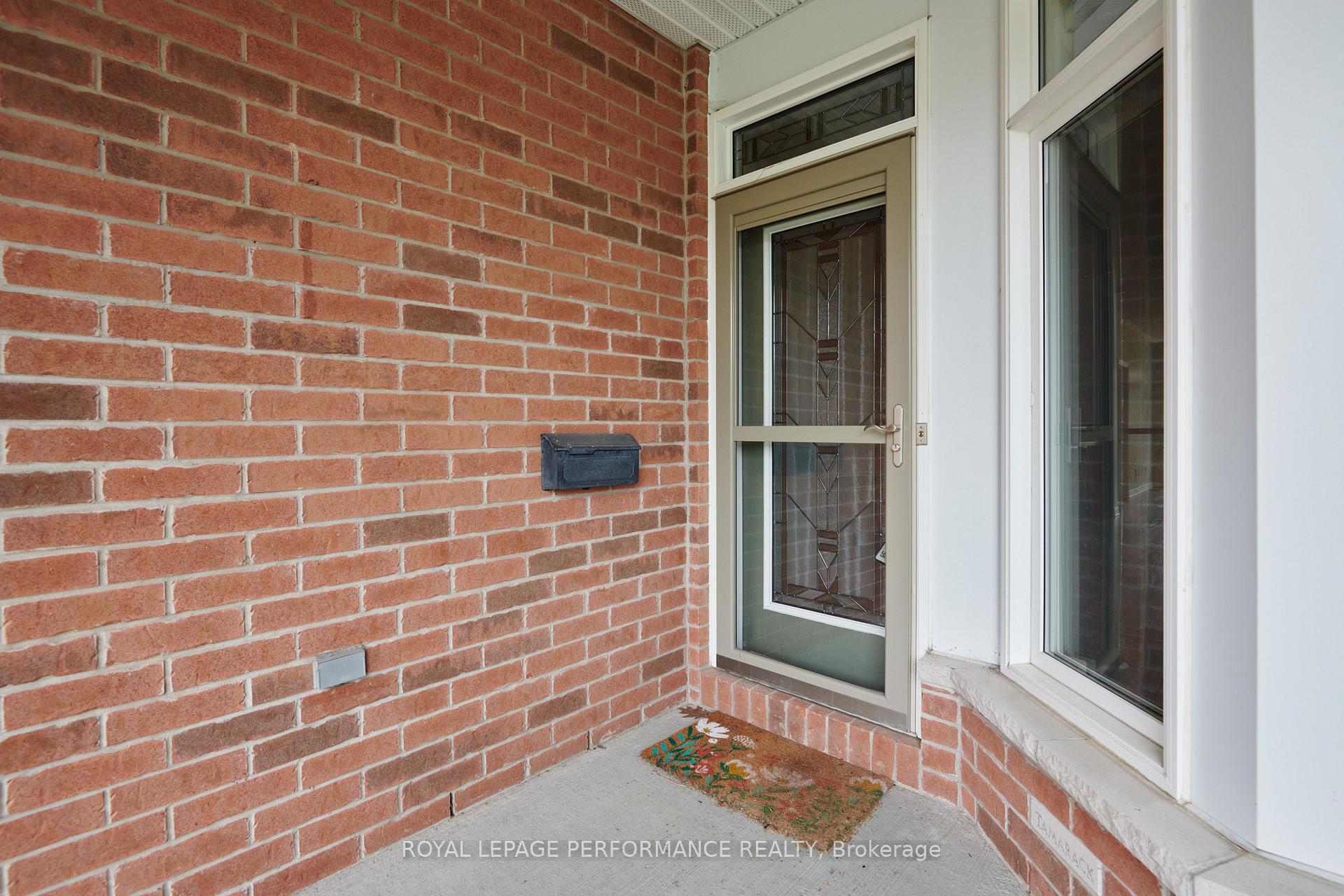 Photo 4 of 261 Bulrush Crescent, Ottawa, Blossom Park/Kemp Park/Findlay Creek — HOMEH