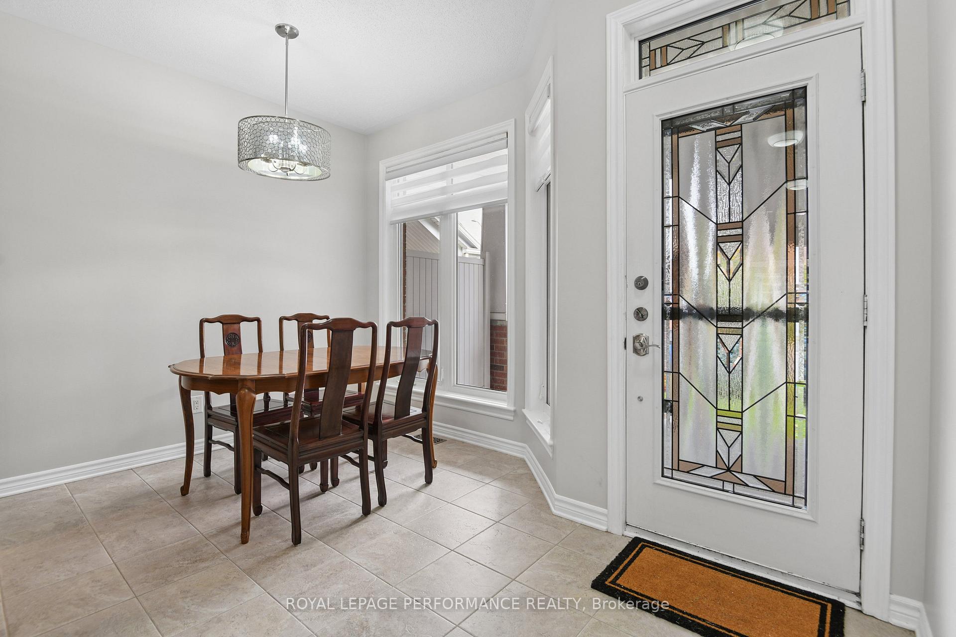 Photo 8 of 261 Bulrush Crescent, Ottawa, Blossom Park/Kemp Park/Findlay Creek — HOMEH