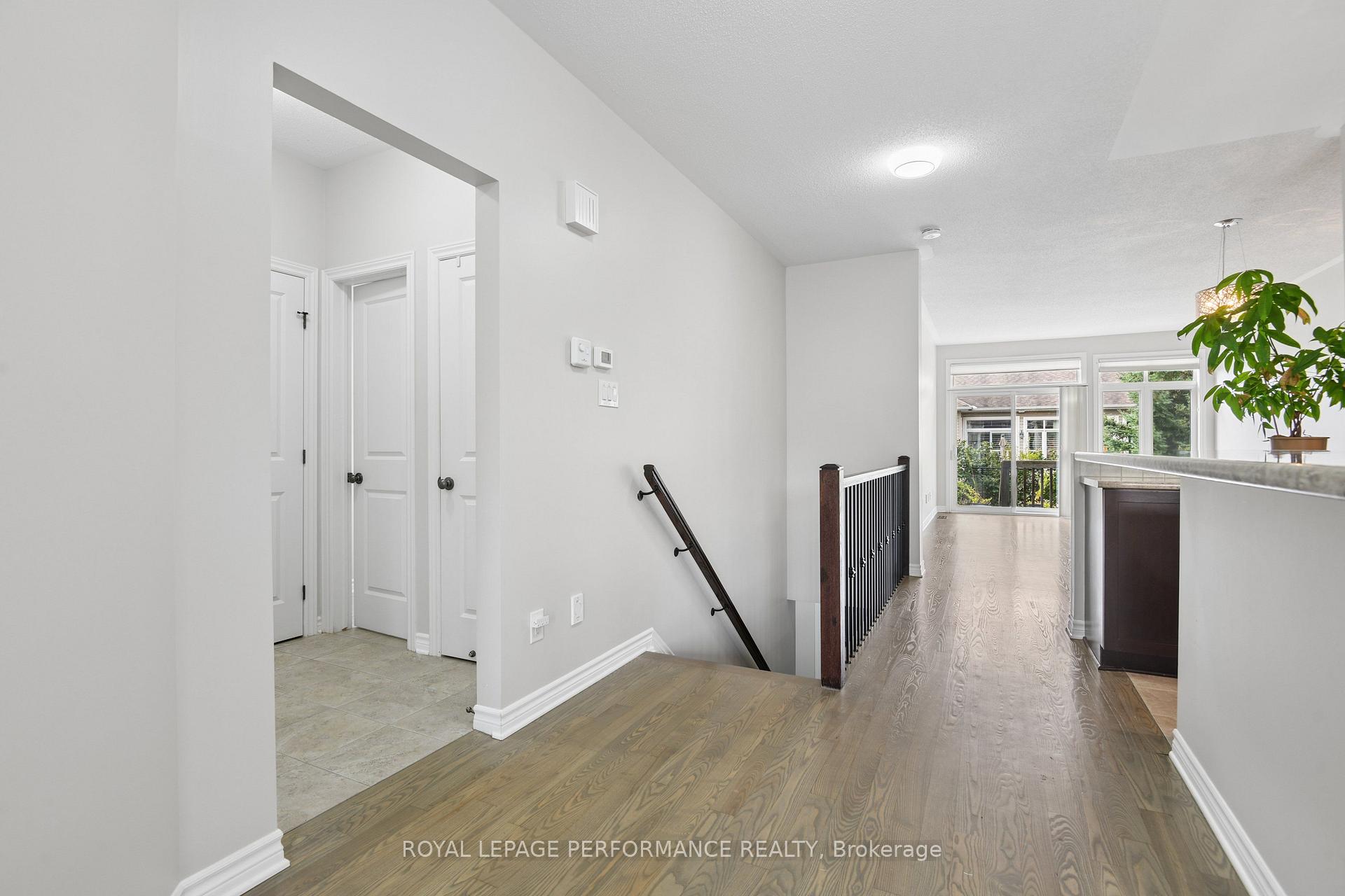 Photo 9 of 261 Bulrush Crescent, Ottawa, Blossom Park/Kemp Park/Findlay Creek — HOMEH