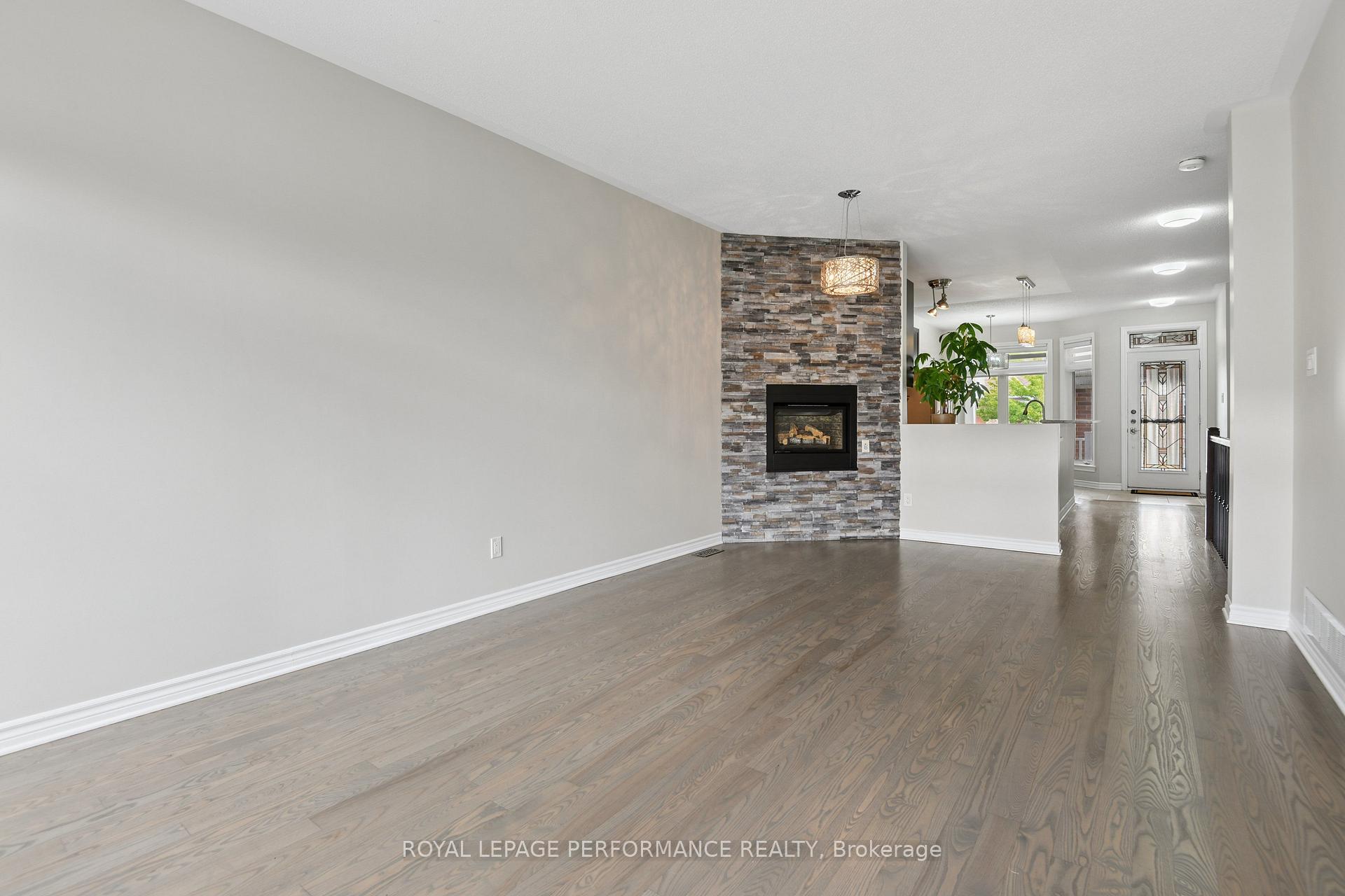 Photo 20 of 261 Bulrush Crescent, Ottawa, Blossom Park/Kemp Park/Findlay Creek — HOMEH