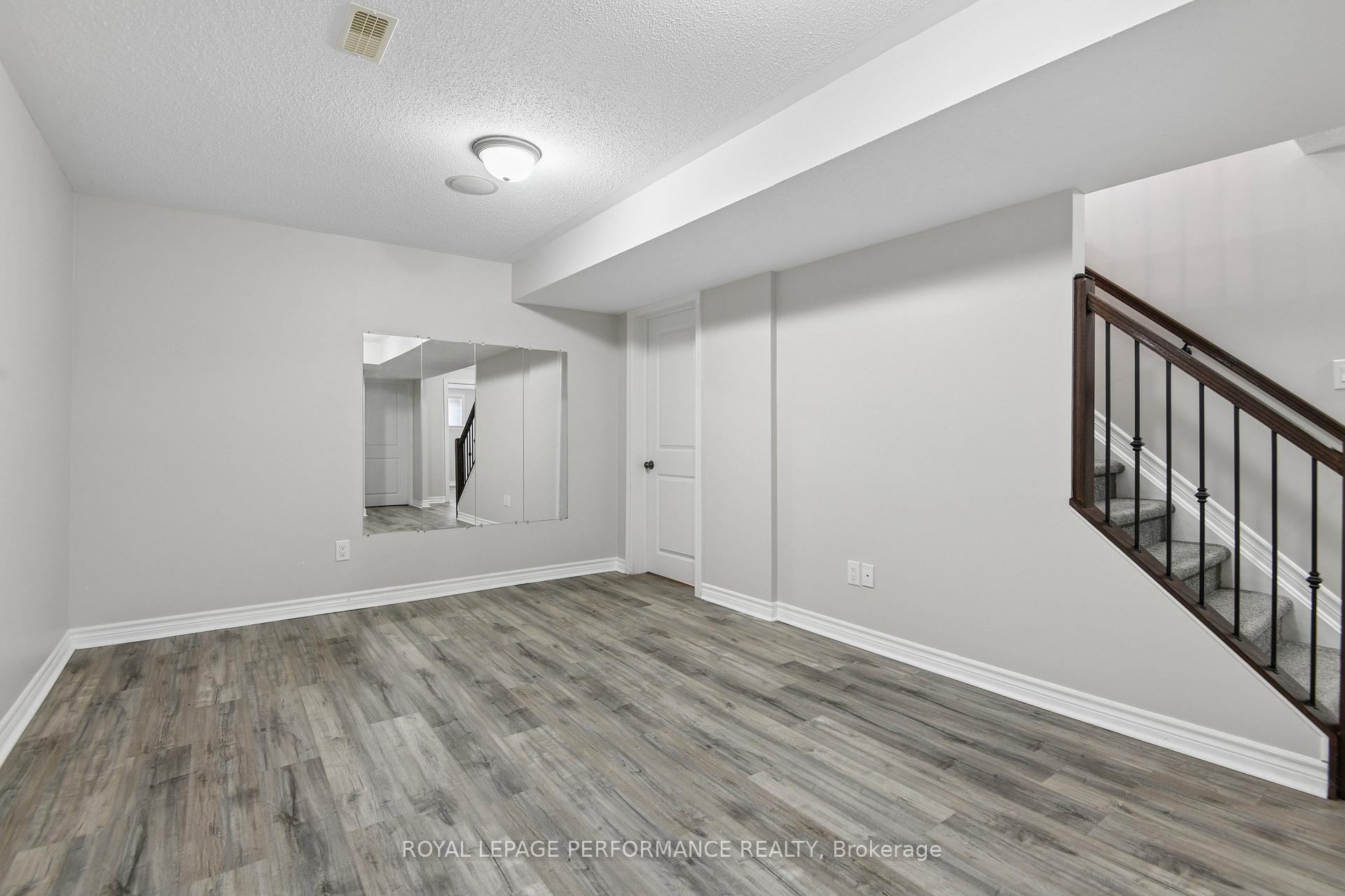Photo 32 of 261 Bulrush Crescent, Ottawa, Blossom Park/Kemp Park/Findlay Creek — HOMEH