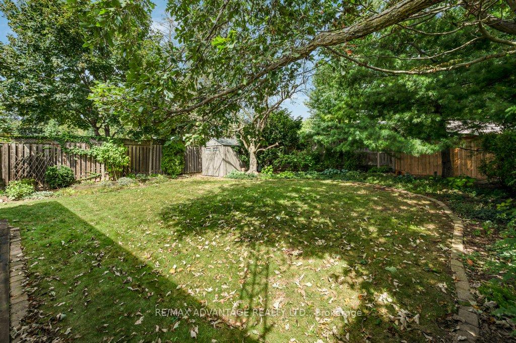 Photo 36 of 581 Galway Drive, Burlington, Shoreacres — HOMEH