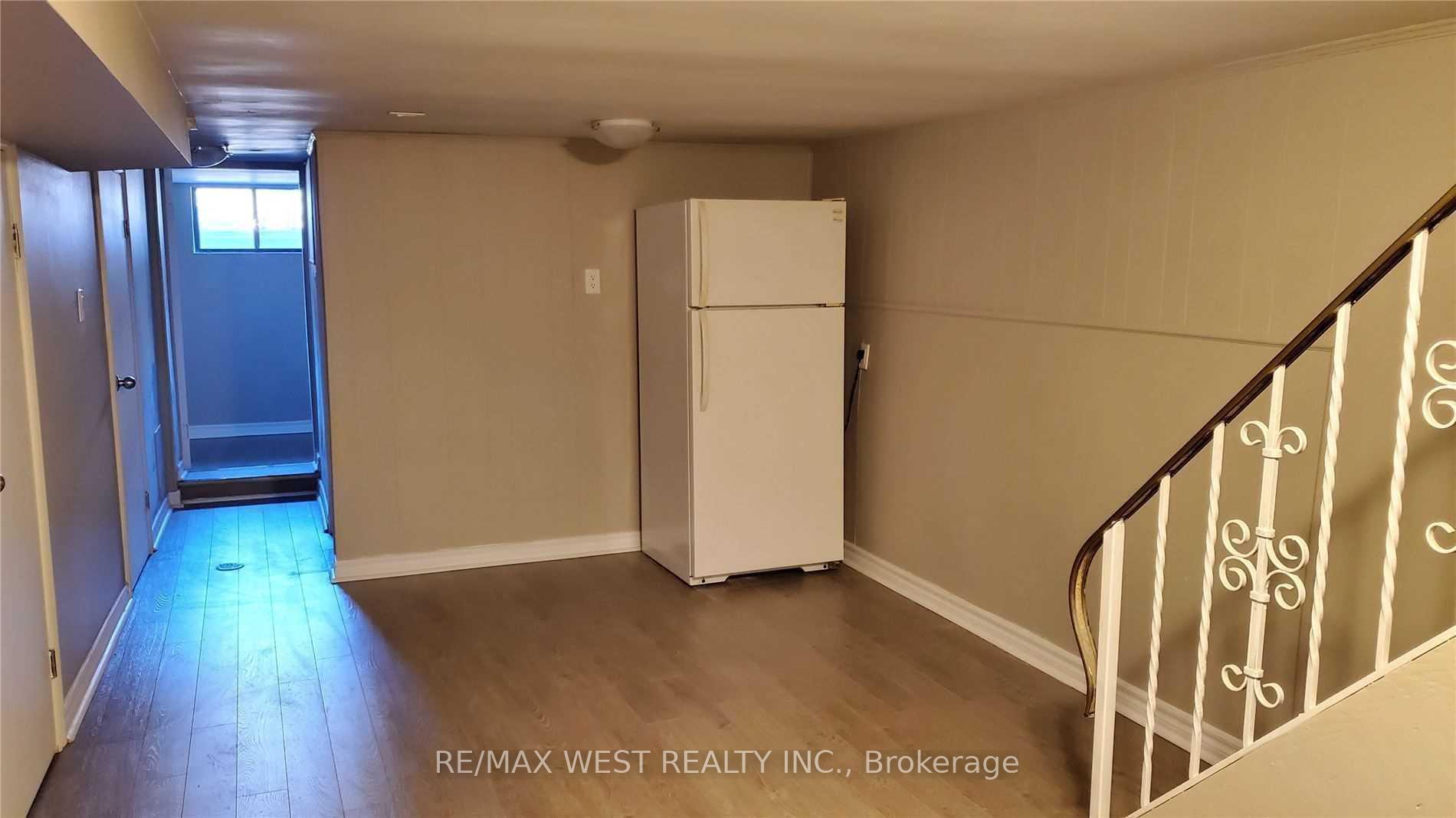 Photo 3 of Unit Bsmt, 508 Concord Avenue, Toronto, Dovercourt-Wallace Emerson-Junction — HOMEH