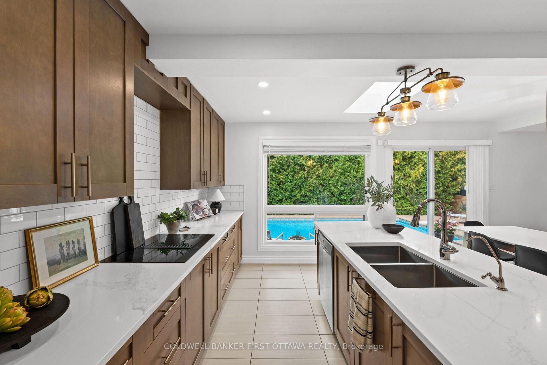 Photo 9 of 1365 Baden Avenue, Ottawa, Emerald Woods/Sawmill Creek — HOMEH