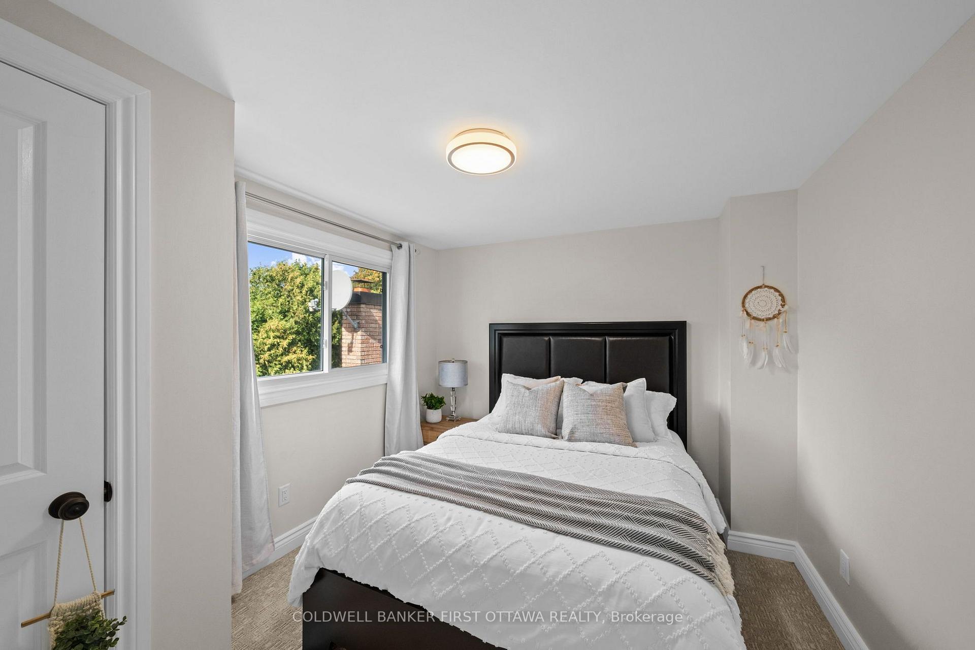 Photo 26 of 1365 Baden Avenue, Ottawa, Emerald Woods/Sawmill Creek — HOMEH