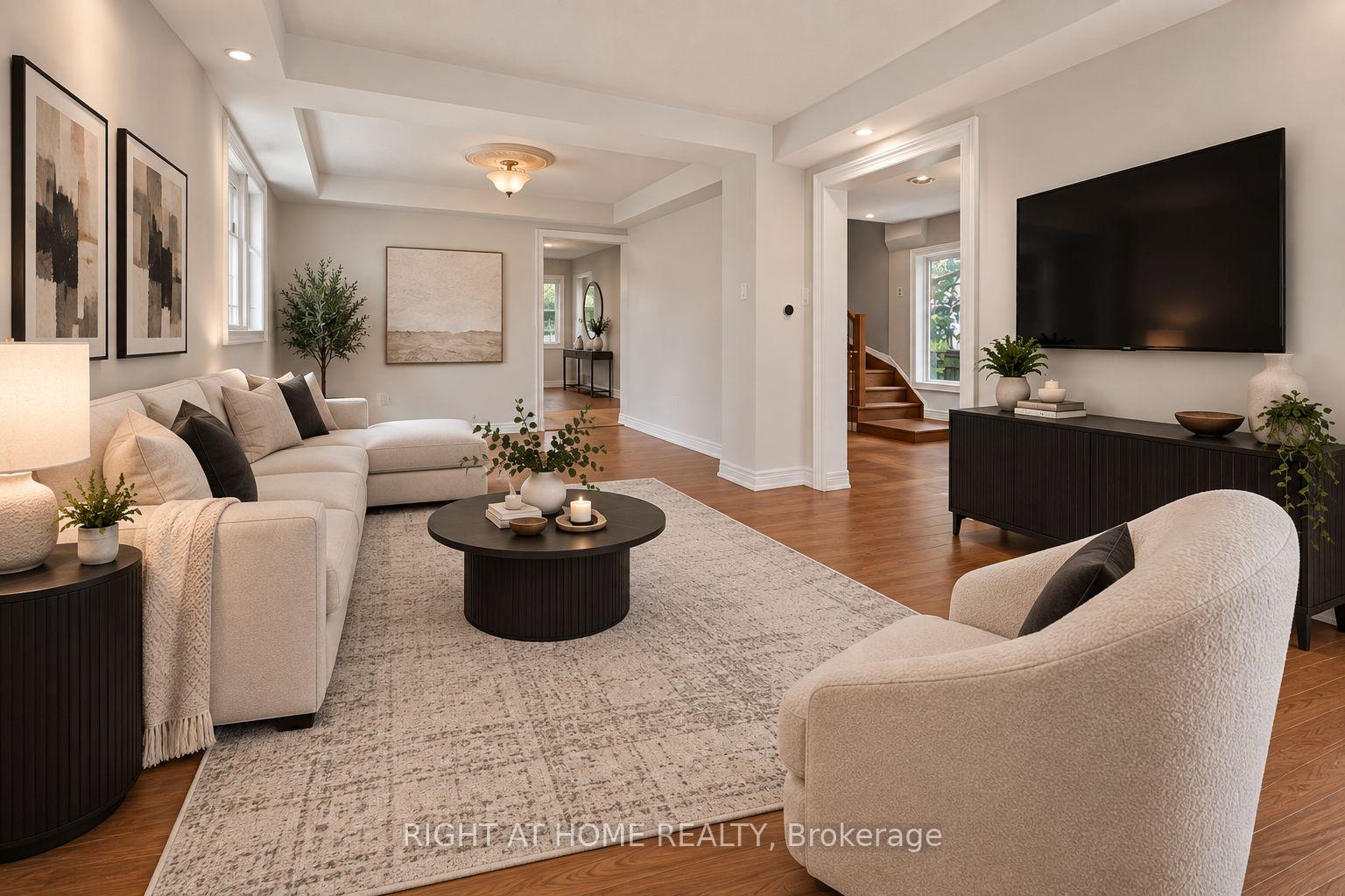 Photo 8 of 20 Holgate Street, Barrie, Allandale — HOMEH