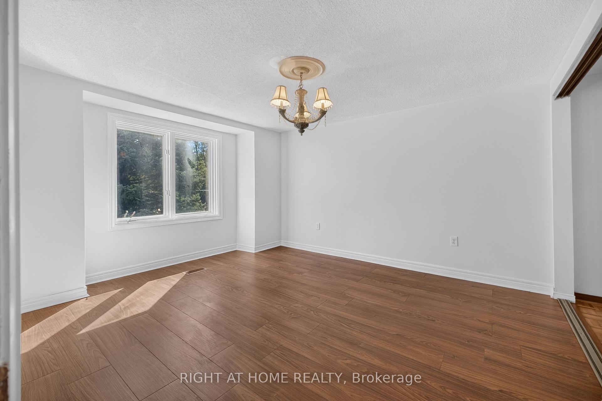 Photo 26 of 20 Holgate Street, Barrie, Allandale — HOMEH