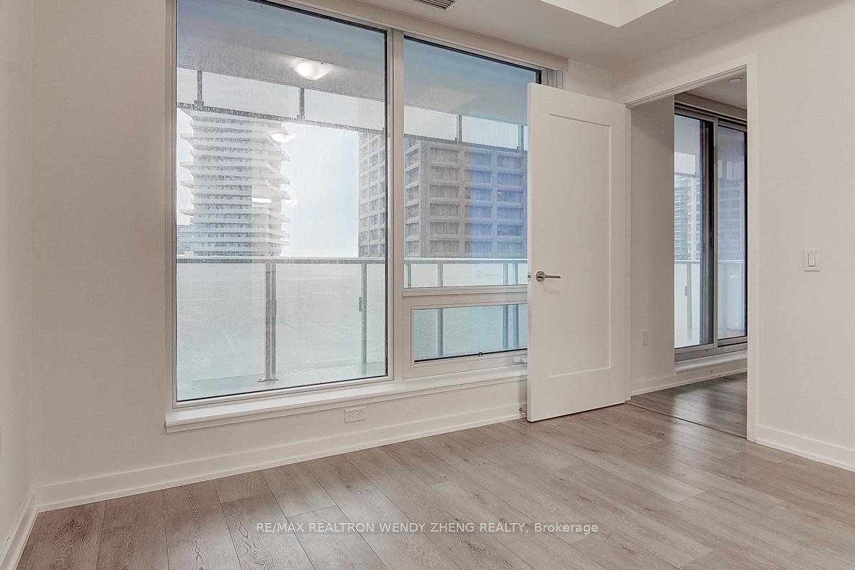 Photo 16 of Unit 902, 28 Freeland Street, Toronto, Waterfront Communities — HOMEH