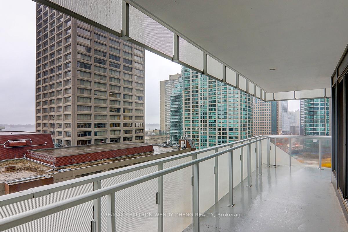Photo 23 of Unit 902, 28 Freeland Street, Toronto, Waterfront Communities — HOMEH