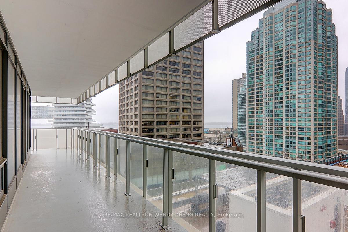 Photo 26 of Unit 902, 28 Freeland Street, Toronto, Waterfront Communities — HOMEH