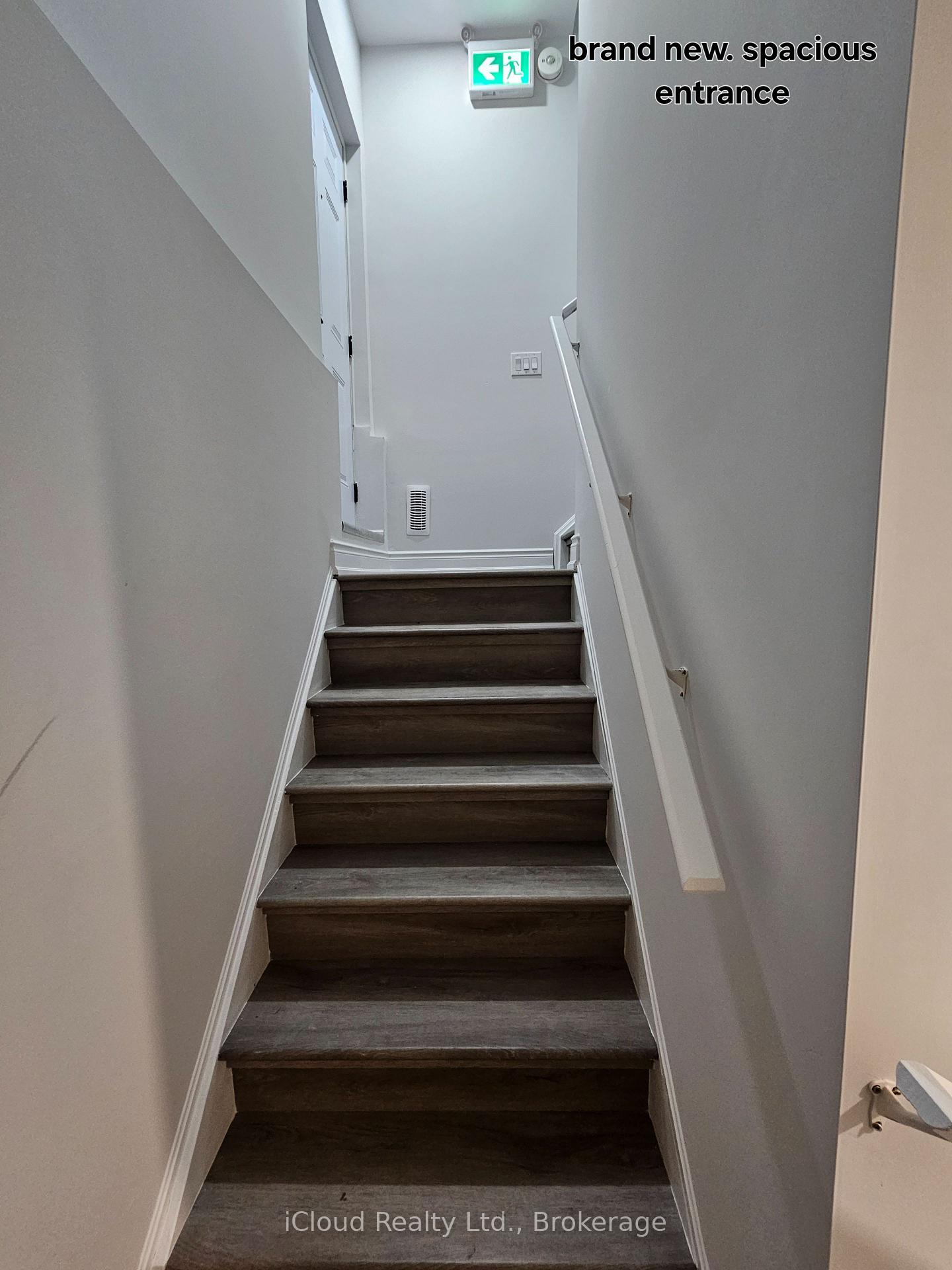 Photo 3 of Unit Bsmt, 95 Northglen Boulevard, Clarington, Bowmanville — HOMEH