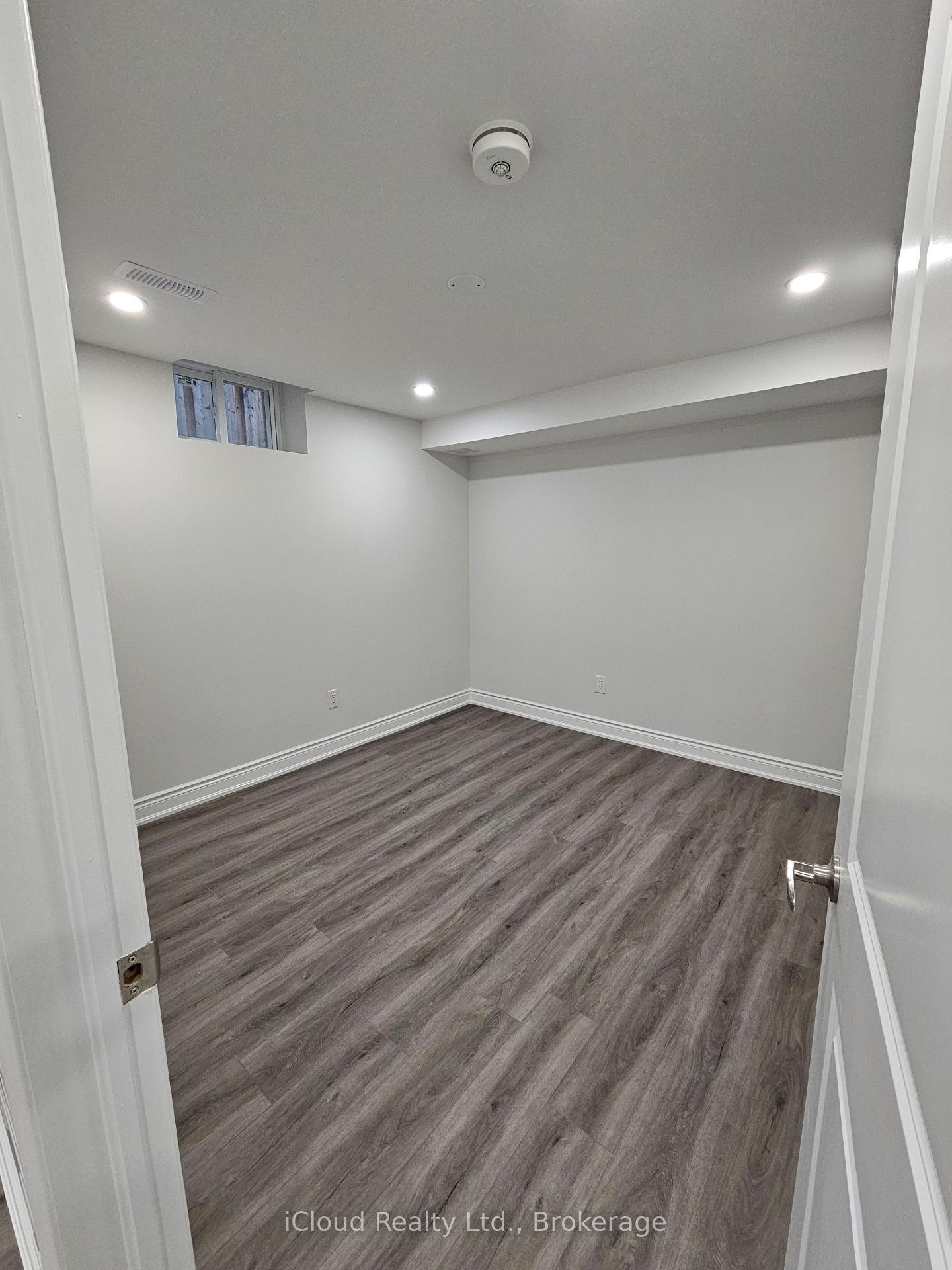 Photo 7 of Unit Bsmt, 95 Northglen Boulevard, Clarington, Bowmanville — HOMEH