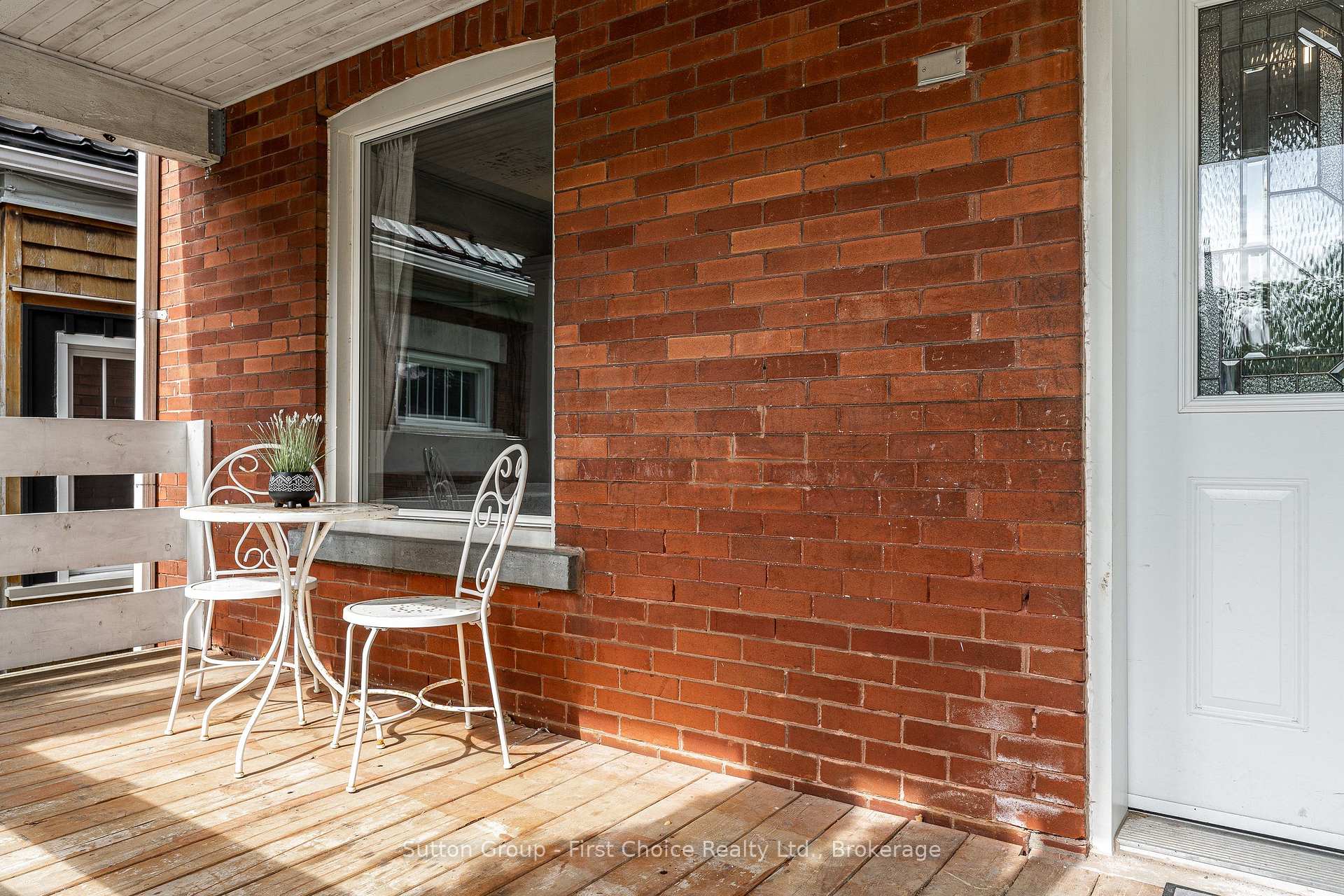 Photo 3 of 232 West Gore Street, Stratford — HOMEH