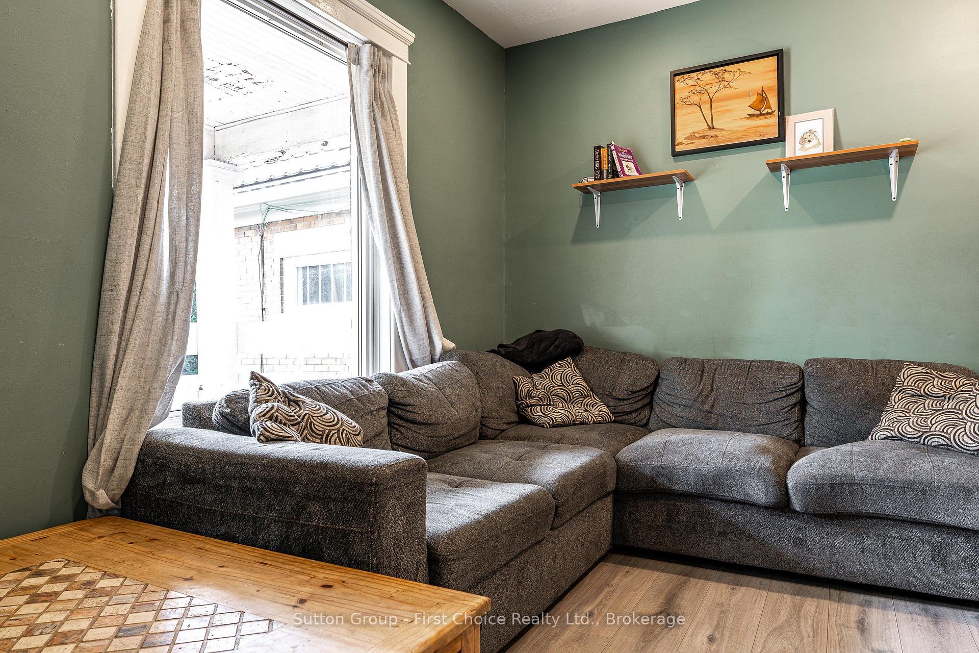 Photo 7 of 232 West Gore Street, Stratford — HOMEH