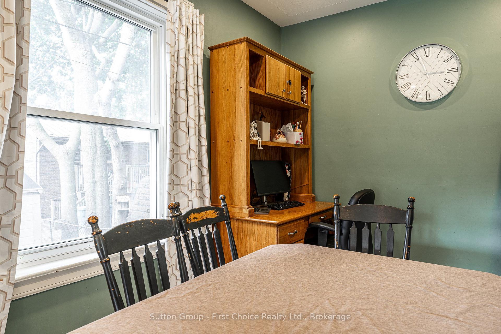 Photo 11 of 232 West Gore Street, Stratford — HOMEH