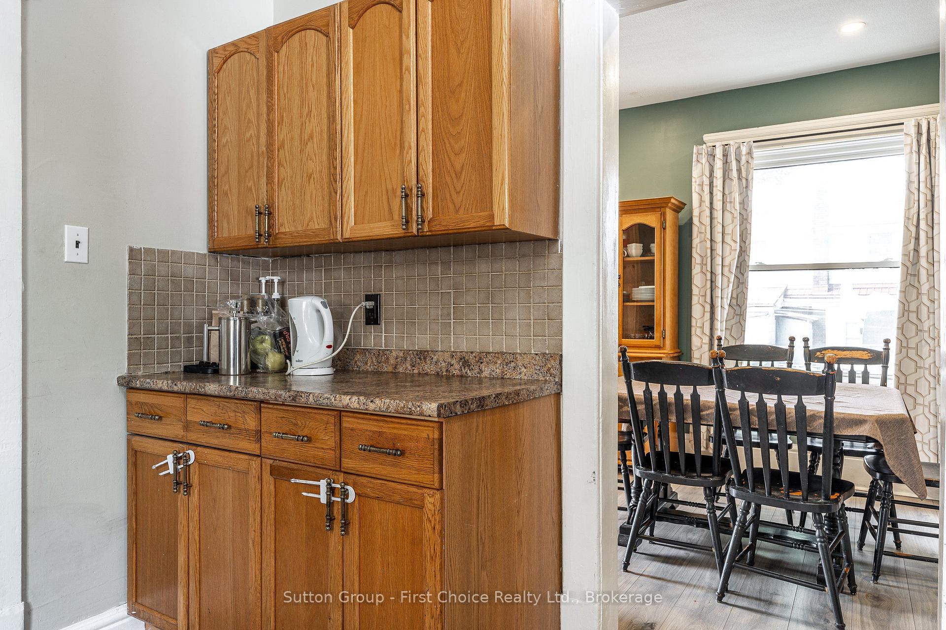 Photo 20 of 232 West Gore Street, Stratford — HOMEH