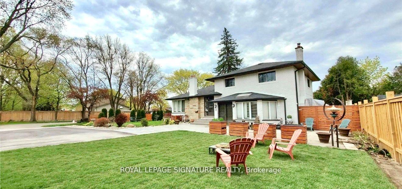 Photo 3 of 2263 Harcourt Crescent, Mississauga, Lakeview — HOMEH