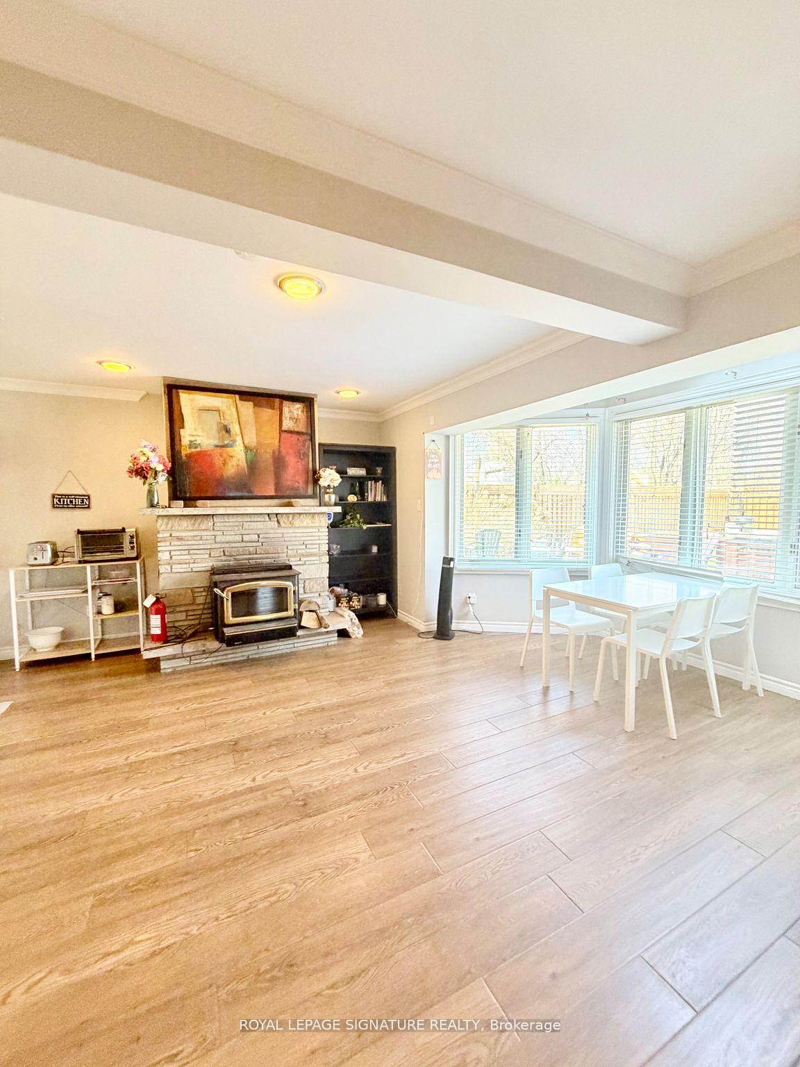 Photo 26 of 2263 Harcourt Crescent, Mississauga, Lakeview — HOMEH
