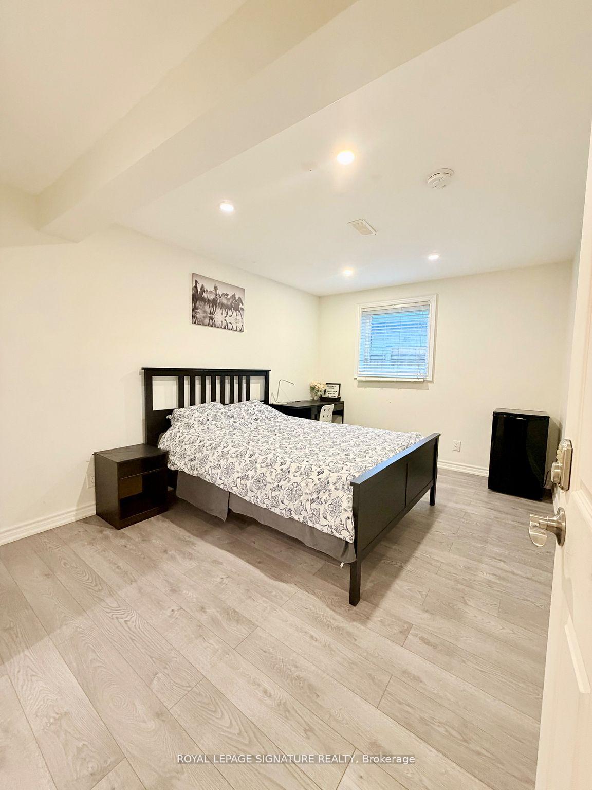 Photo 30 of 2263 Harcourt Crescent, Mississauga, Lakeview — HOMEH