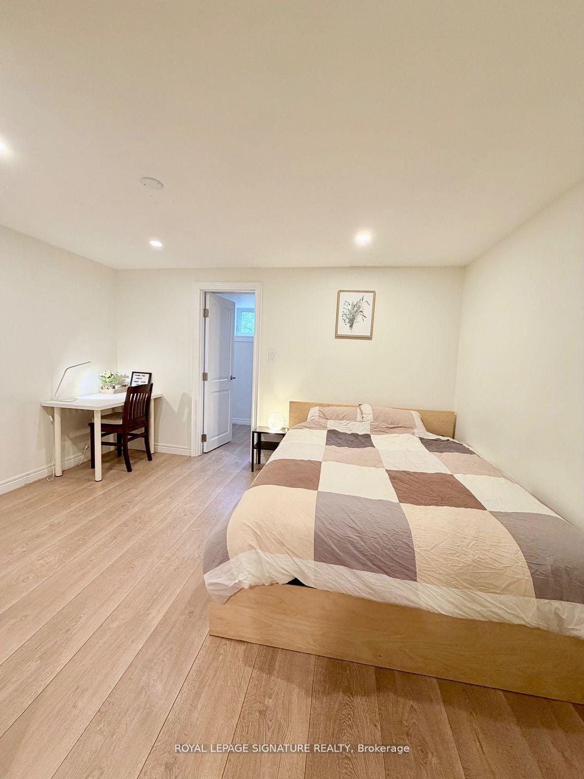 Photo 36 of 2263 Harcourt Crescent, Mississauga, Lakeview — HOMEH
