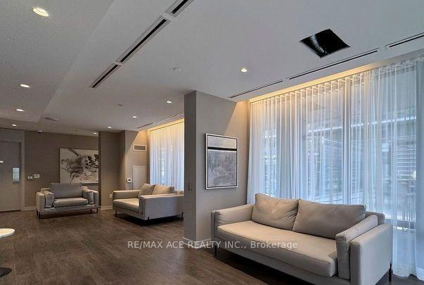 Photo 9 of Unit 2314, 195 Redpath Avenue, Toronto, Mount Pleasant West — HOMEH