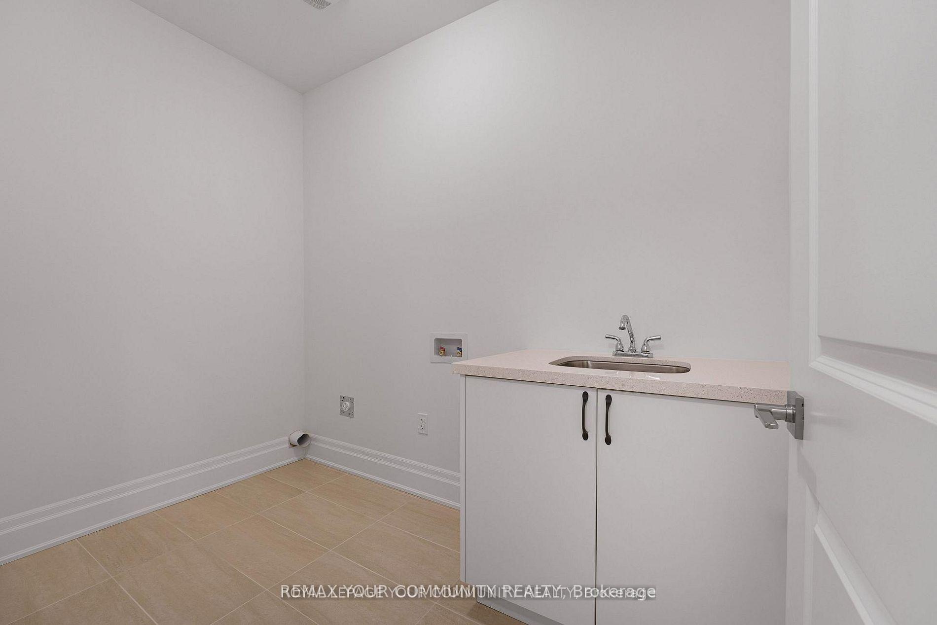 Photo 12 of Unit Upper, 14 Donnybrook Court, Brampton, Vales of Castlemore — HOMEH