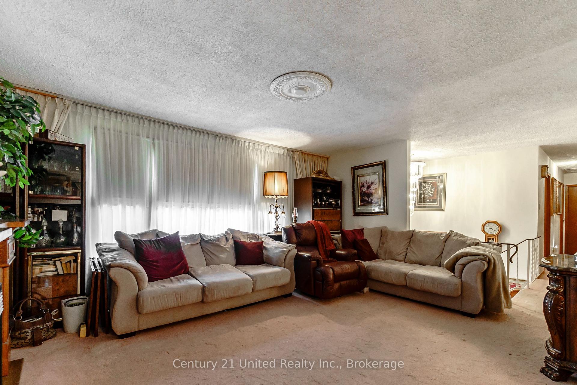 Photo 4 of 2085 Springwood Road, Peterborough, Monaghan Ward 2 — HOMEH