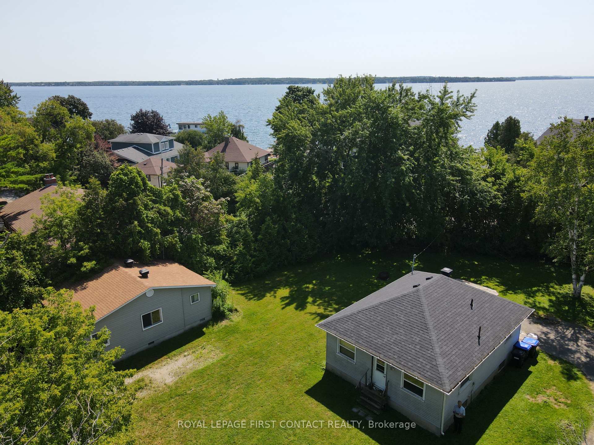 Photo 3 of 691 6th Line, Innisfil, Rural Innisfil — HOMEH