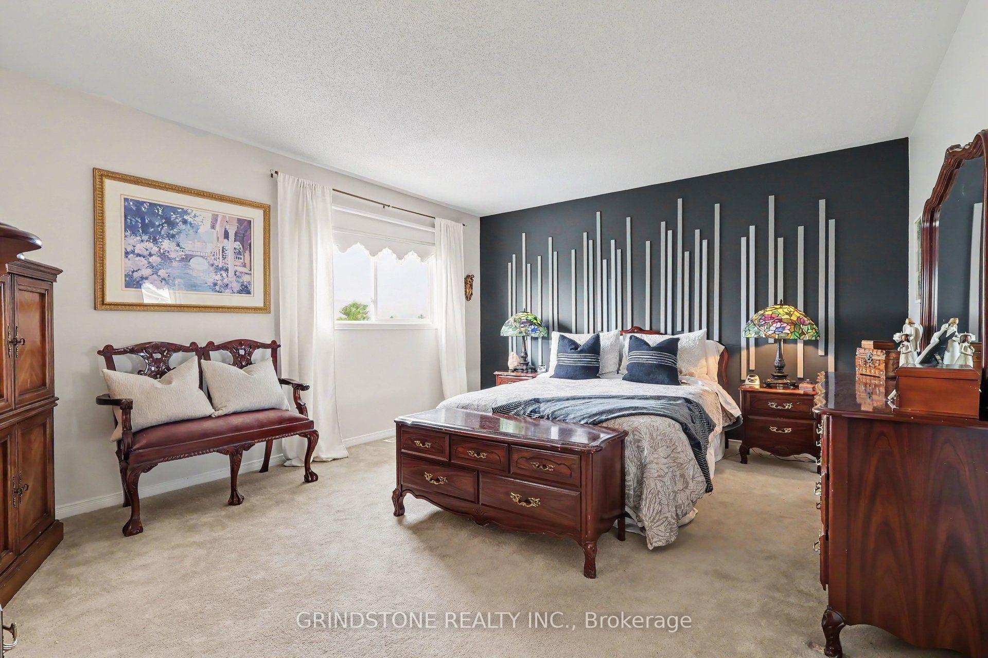 Photo 21 of 852 Paradise Crescent, Ottawa, Fallingbrook/Gardenway South — HOMEH