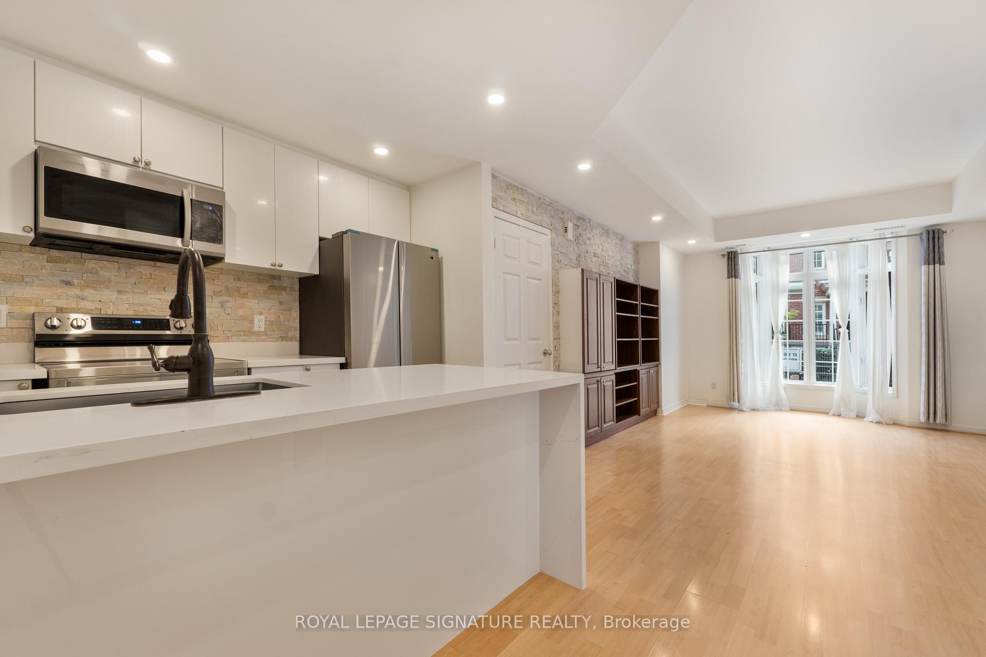 Photo 11 of 11 Niagara Street, Toronto, Waterfront Communities — HOMEH