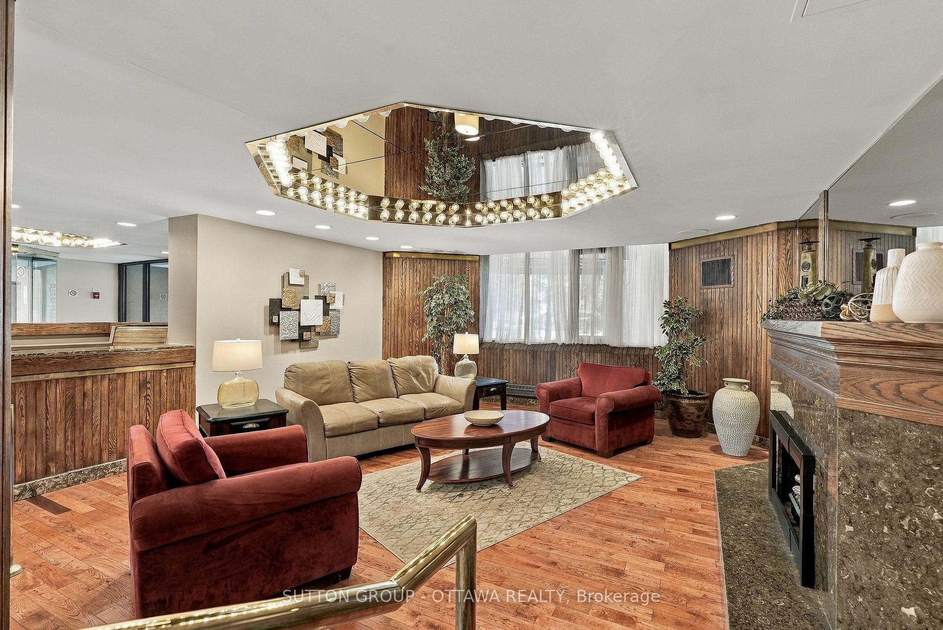 Photo 6 of Unit 1002, 2871 Richmond Road, Ottawa, Britannia Heights — HOMEH