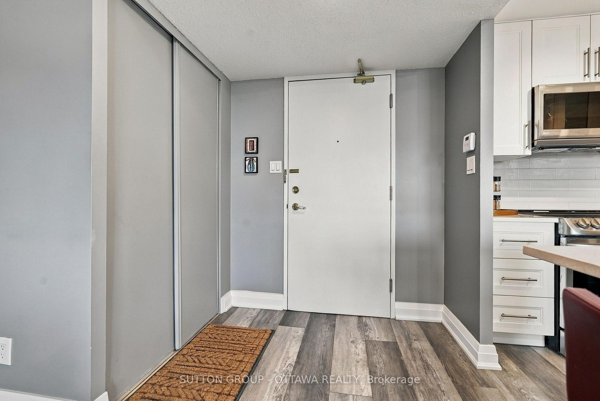 Photo 8 of Unit 1002, 2871 Richmond Road, Ottawa, Britannia Heights — HOMEH
