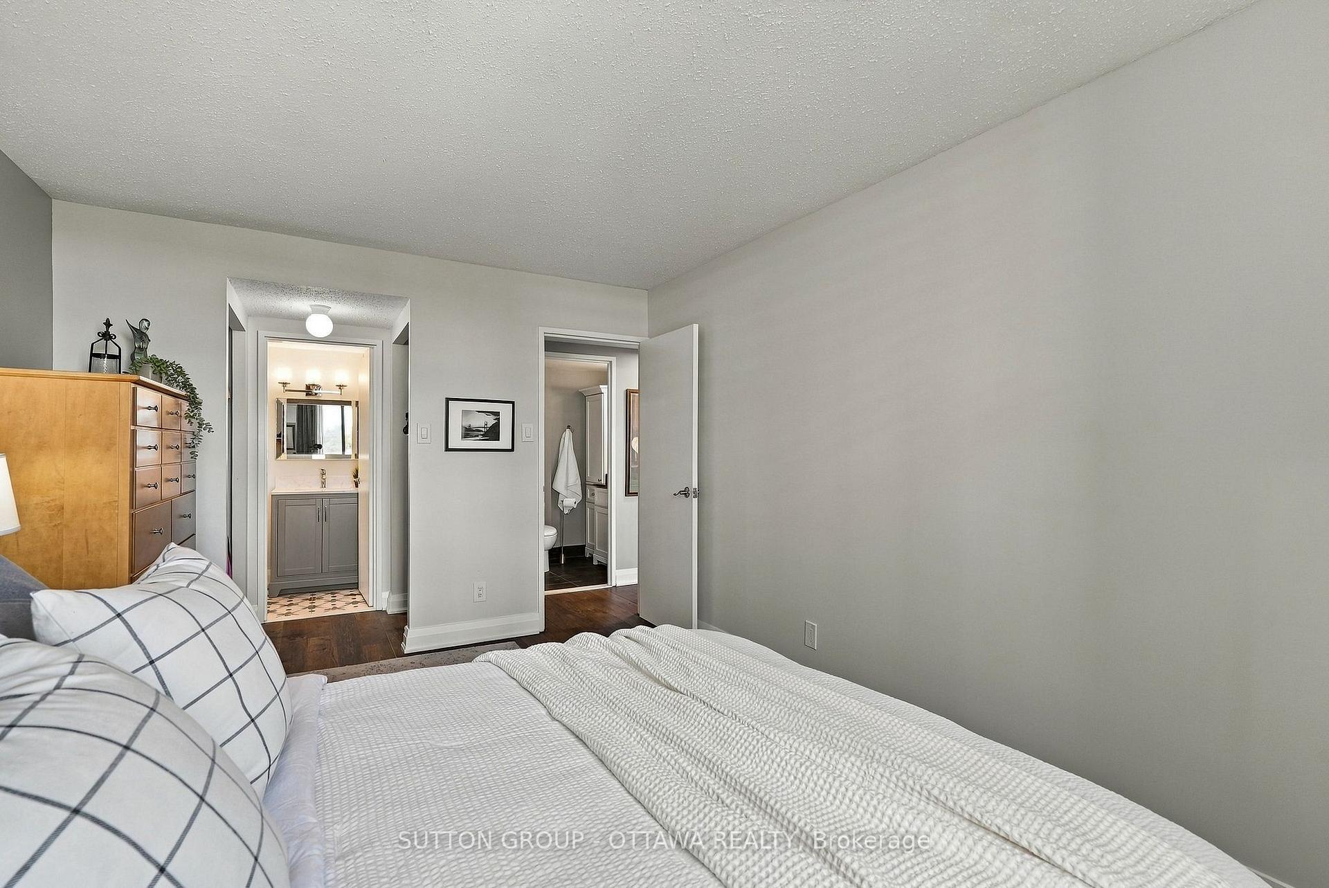 Photo 30 of Unit 1002, 2871 Richmond Road, Ottawa, Britannia Heights — HOMEH
