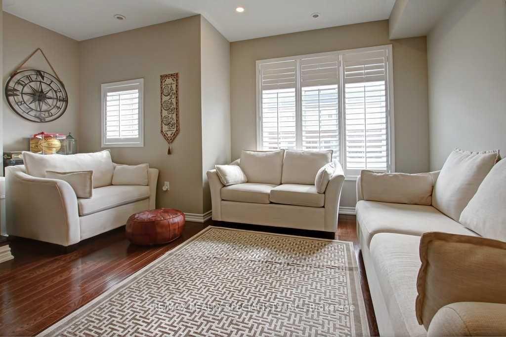 Photo 3 of Unit 4, 1117 Haig Boulevard, Mississauga, Lakeview — HOMEH