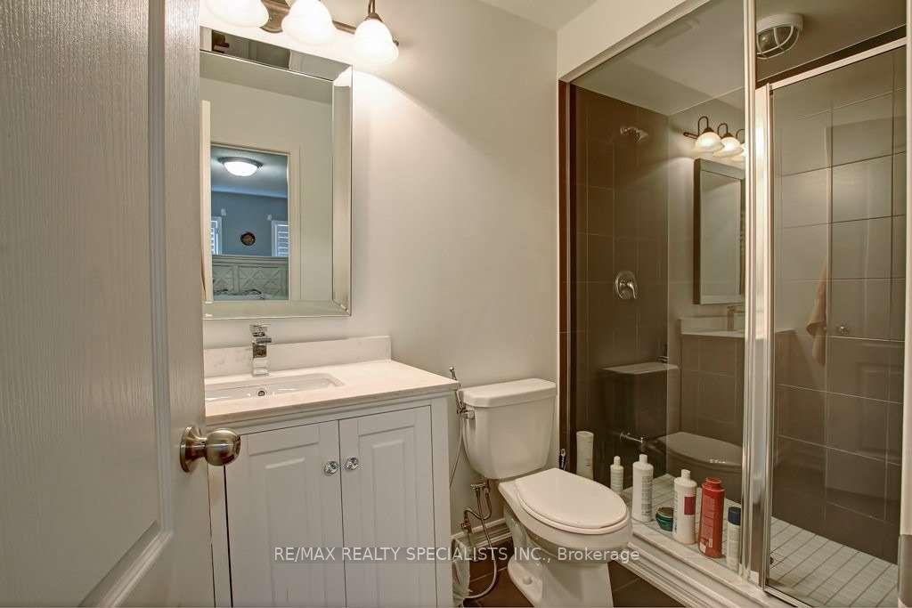 Photo 12 of Unit 4, 1117 Haig Boulevard, Mississauga, Lakeview — HOMEH