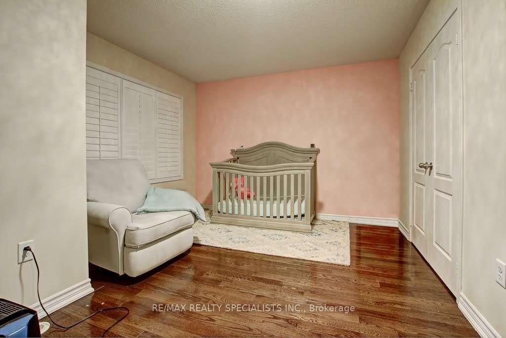 Photo 13 of Unit 4, 1117 Haig Boulevard, Mississauga, Lakeview — HOMEH