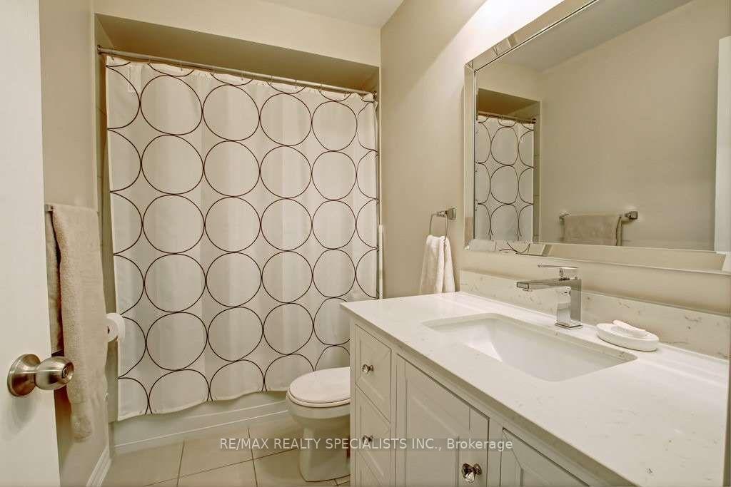 Photo 14 of Unit 4, 1117 Haig Boulevard, Mississauga, Lakeview — HOMEH