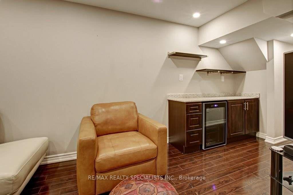 Photo 17 of Unit 4, 1117 Haig Boulevard, Mississauga, Lakeview — HOMEH