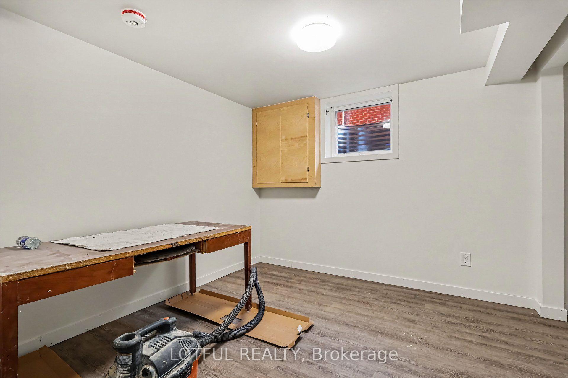 Photo 14 of Unit B, 1256 Field Street, Ottawa, Bel Air Park — HOMEH