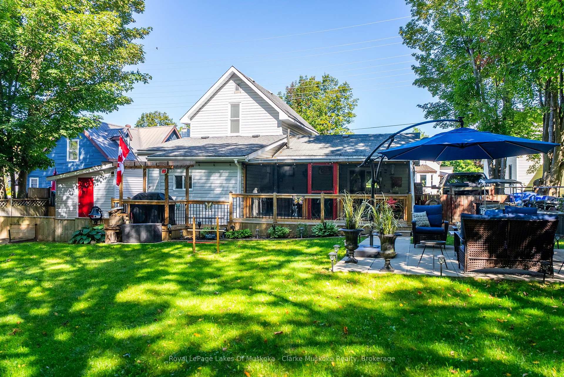 Photo 3 of 251 James Street W, Gravenhurst, Muskoka (S) — HOMEH