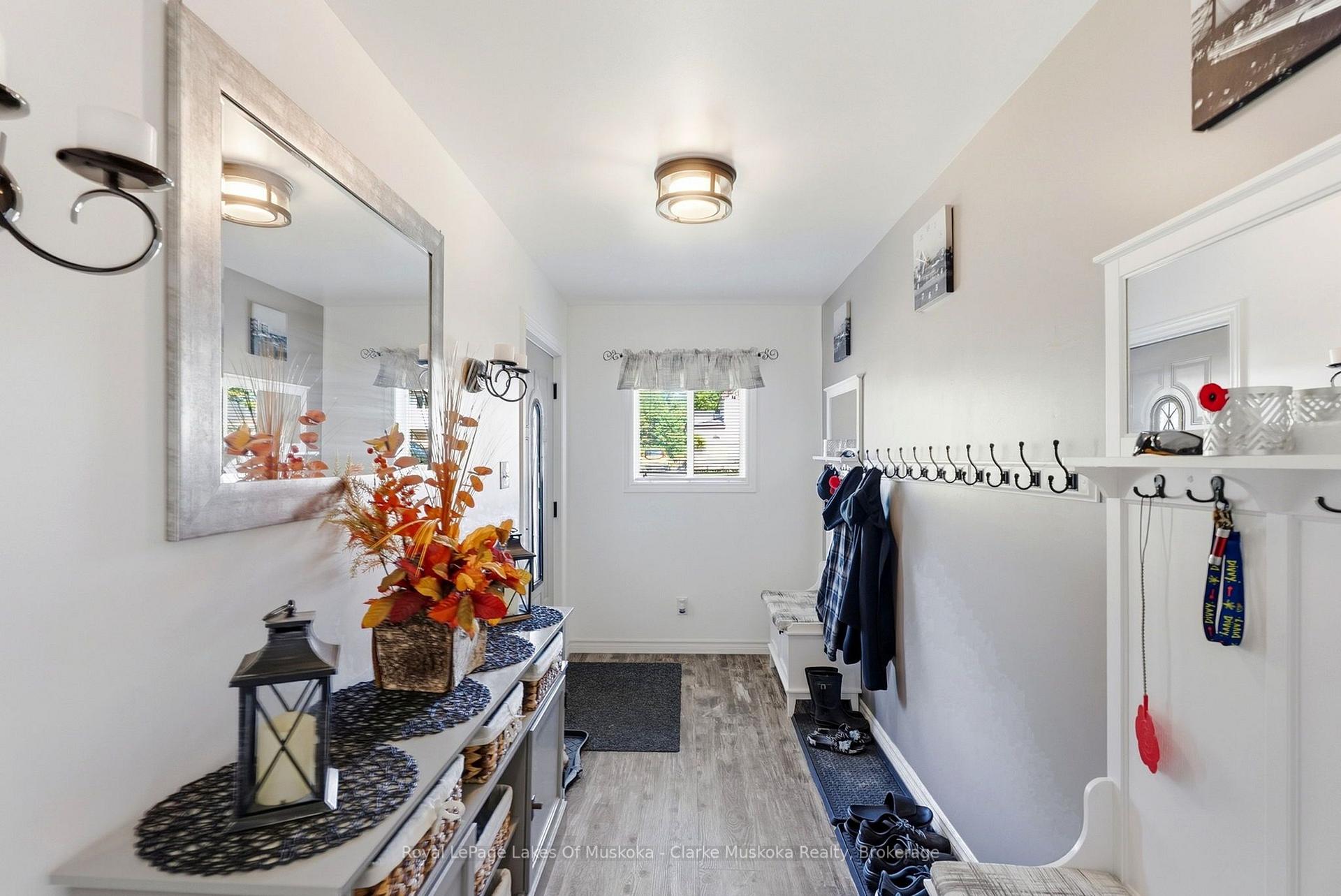 Photo 5 of 251 James Street W, Gravenhurst, Muskoka (S) — HOMEH