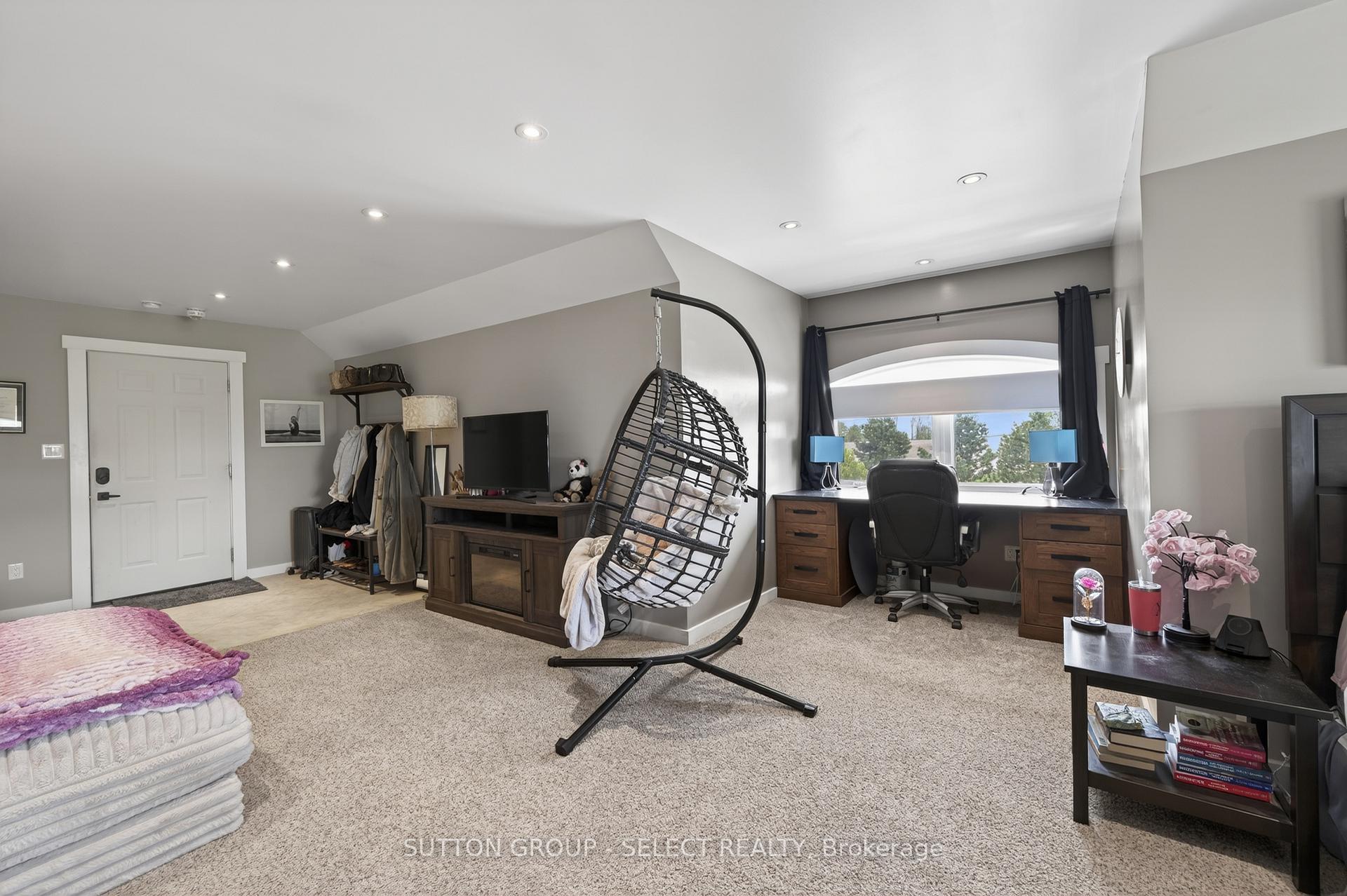 Photo 26 of 404417 Union Road, Ingersoll, Ingersoll - South — HOMEH
