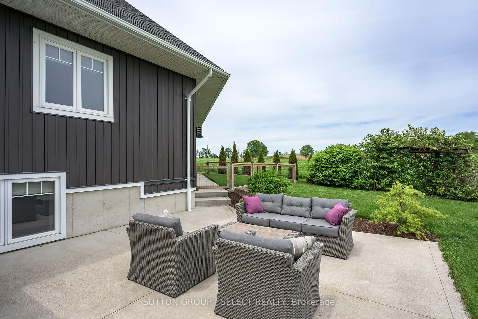 Photo 41 of 404417 Union Road, Ingersoll, Ingersoll - South — HOMEH