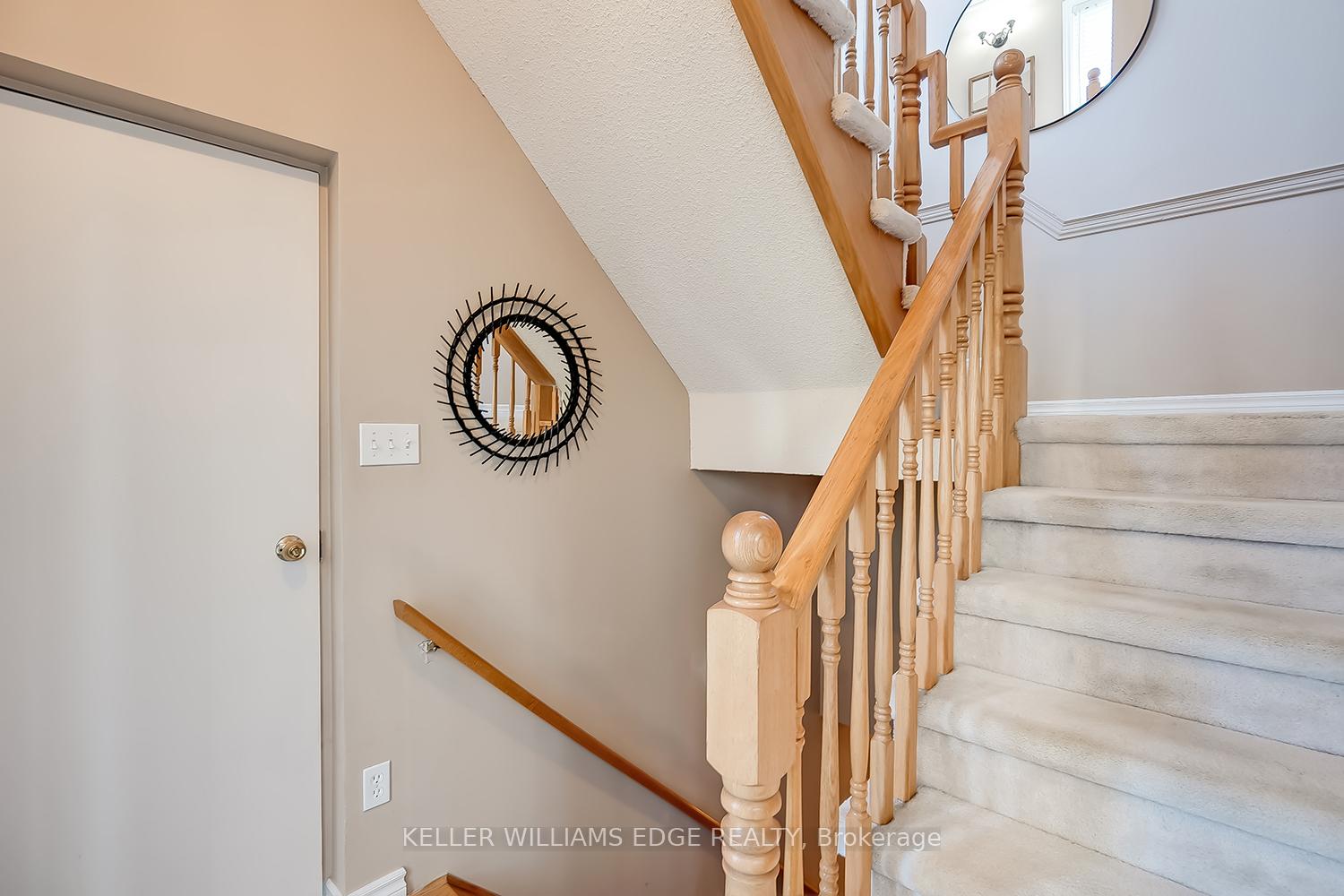 Photo 5 of Unit 19, 3230 New Street, Burlington, Roseland — HOMEH