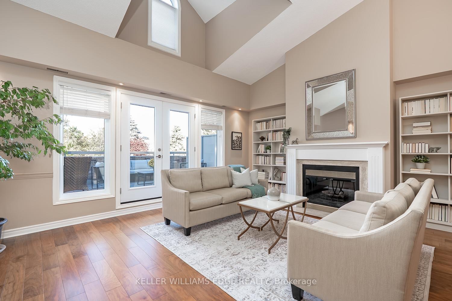 Photo 11 of Unit 19, 3230 New Street, Burlington, Roseland — HOMEH