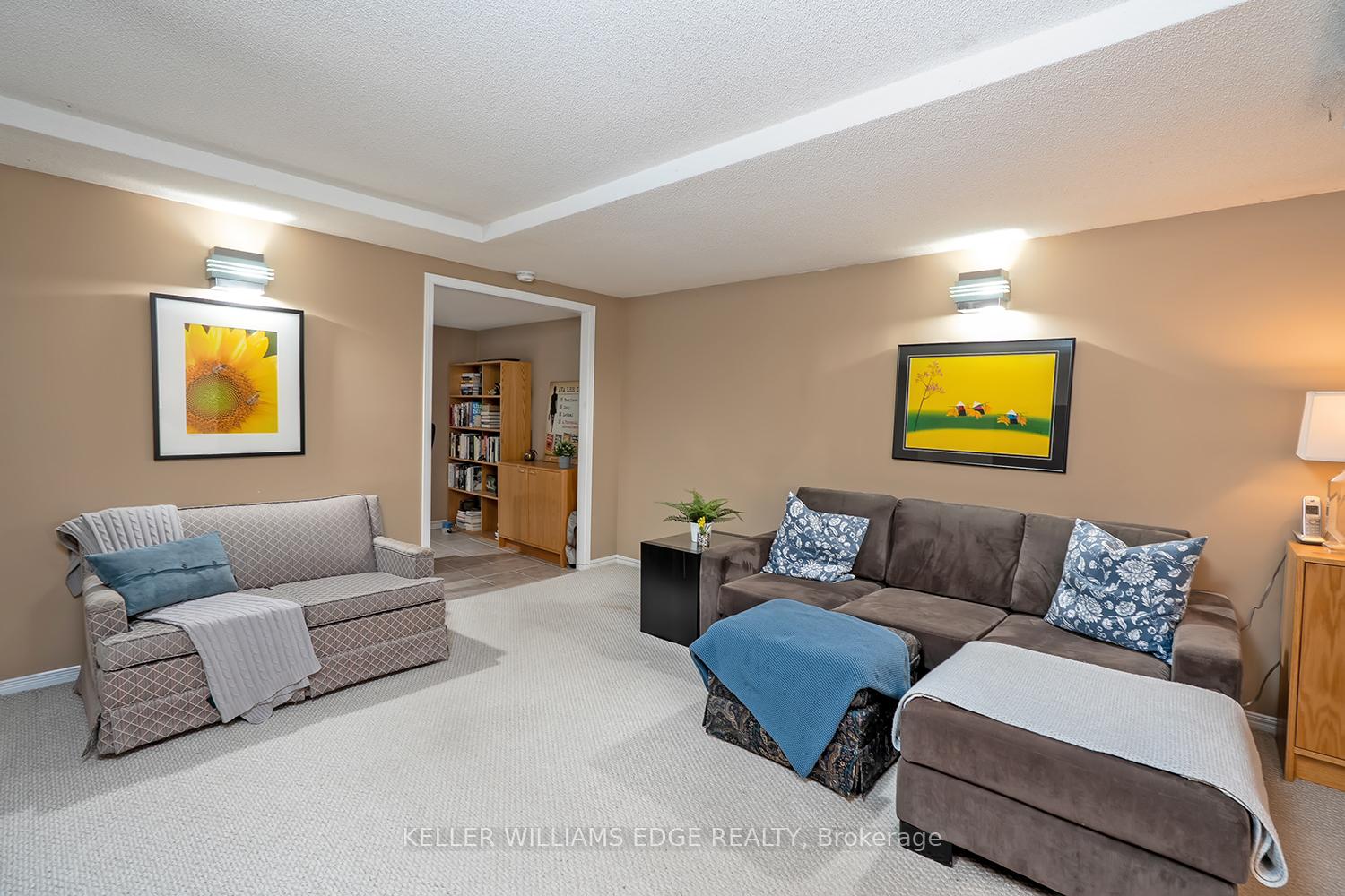 Photo 34 of Unit 19, 3230 New Street, Burlington, Roseland — HOMEH