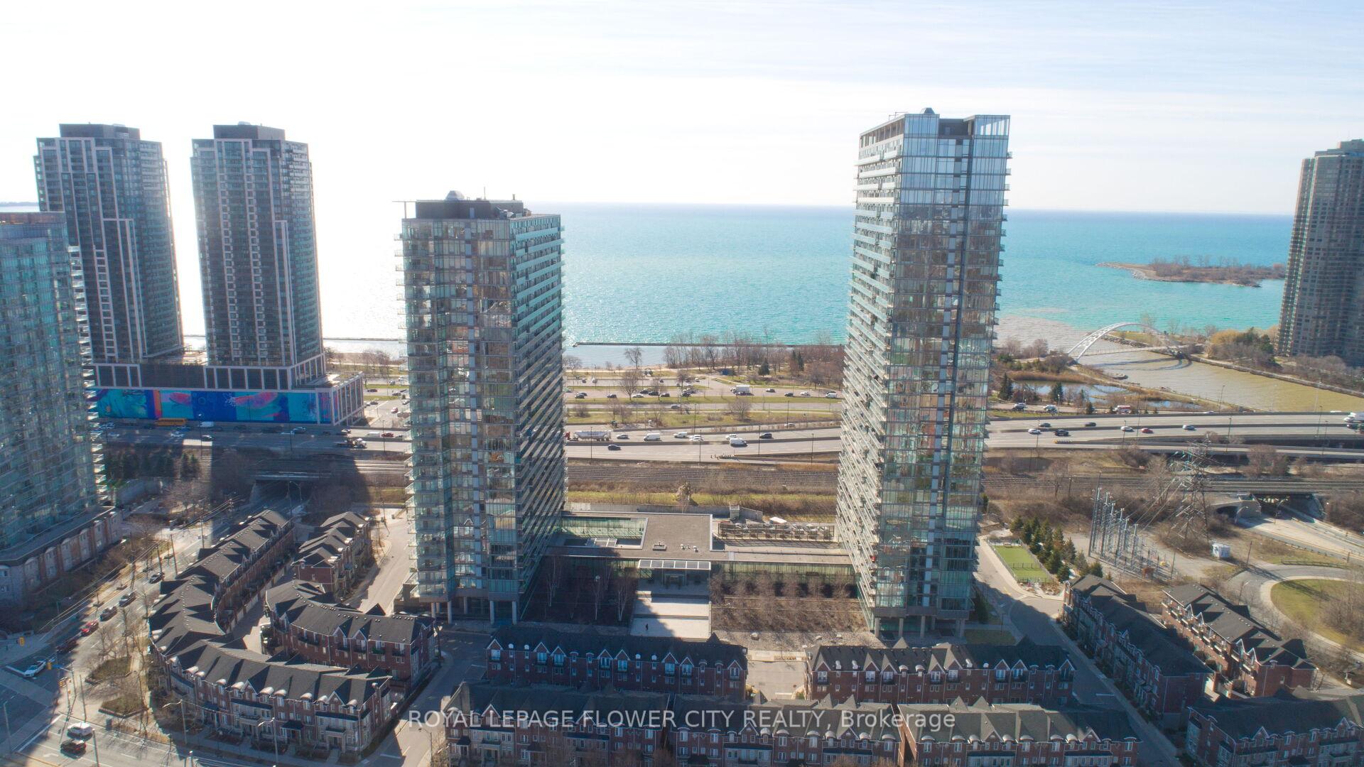 Photo 4 of Unit 415, 105 The Queensway Avenue, Toronto, High Park-Swansea — HOMEH