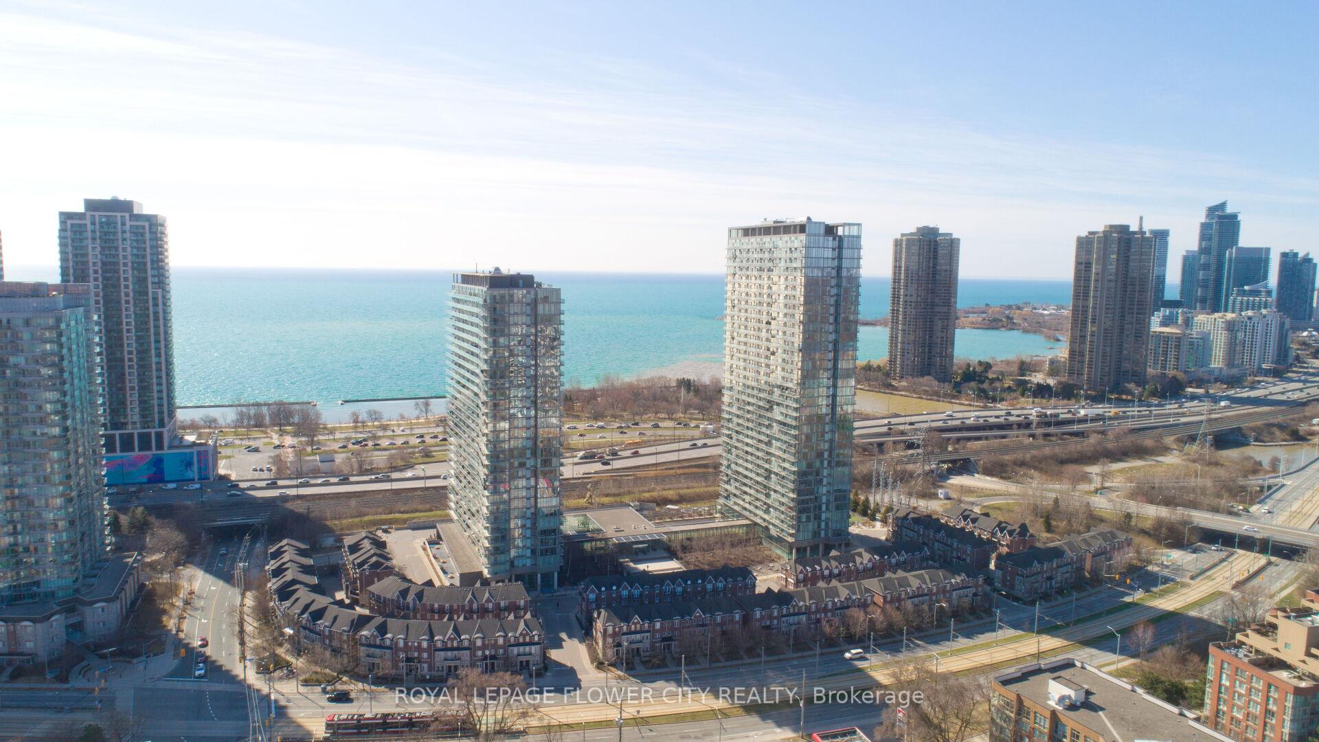 Photo 6 of Unit 415, 105 The Queensway Avenue, Toronto, High Park-Swansea — HOMEH